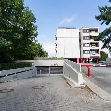 Berolina Panorama 公寓 *