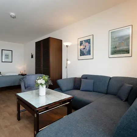 Berolina Panorama 公寓 *